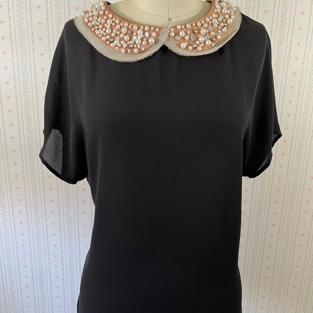 Black chiffon blouse with pearl and rhinestone, round collar.